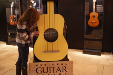 Strobe Guitar Cal